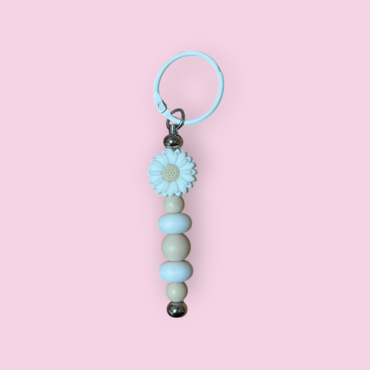Savi’s Daisy Keychain
