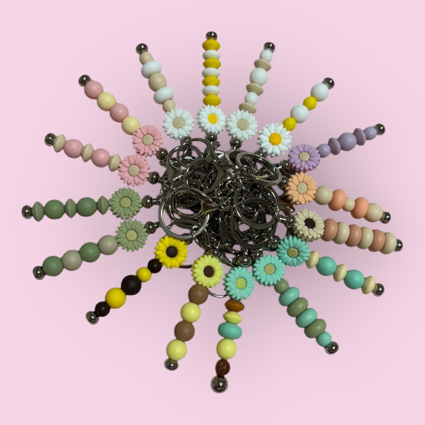 Savi’s Daisy Keychain